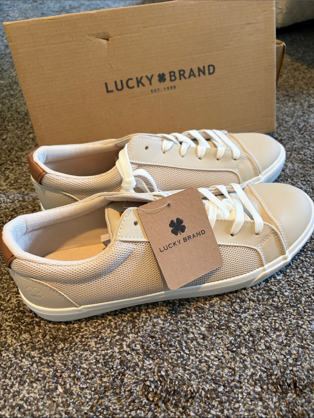 Men’s NEW Lucky Brand Cream and Tan Low-Top Sneakers